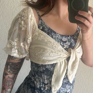 Forever 21 Cream Lace Shrug